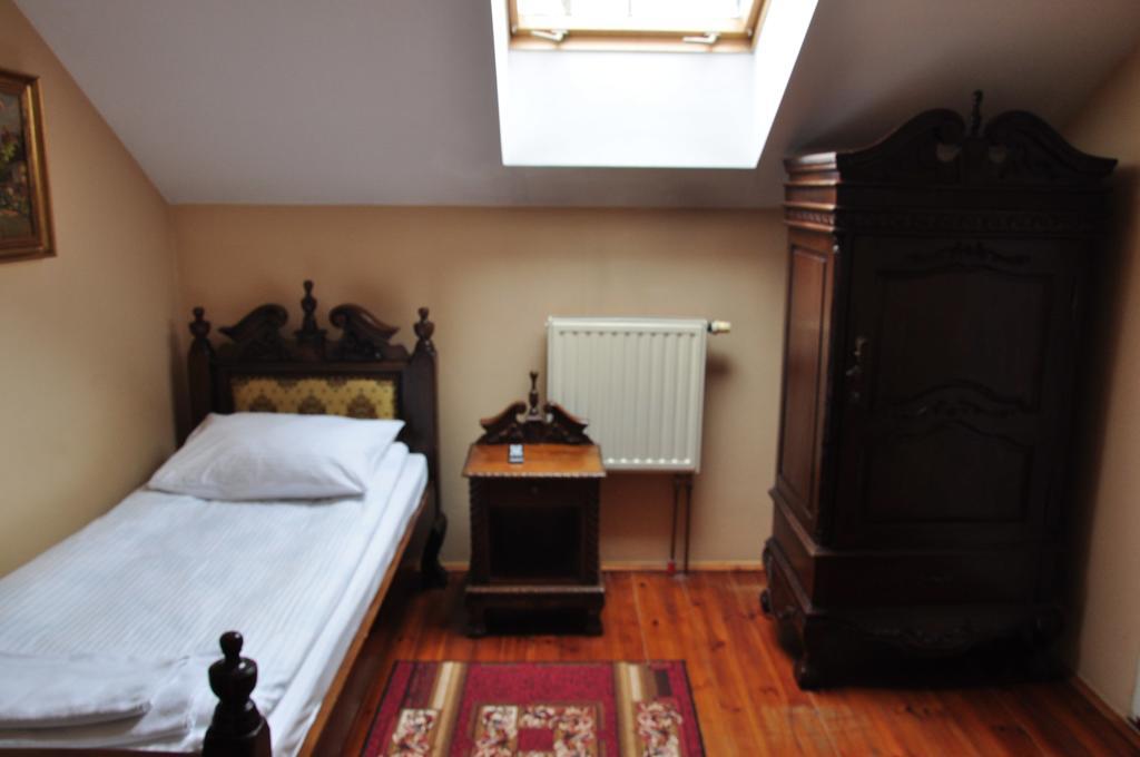 Ostoya Inn & Granary Jasionka Room photo