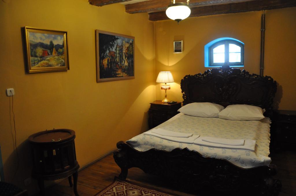 Ostoya Inn & Granary Jasionka Room photo